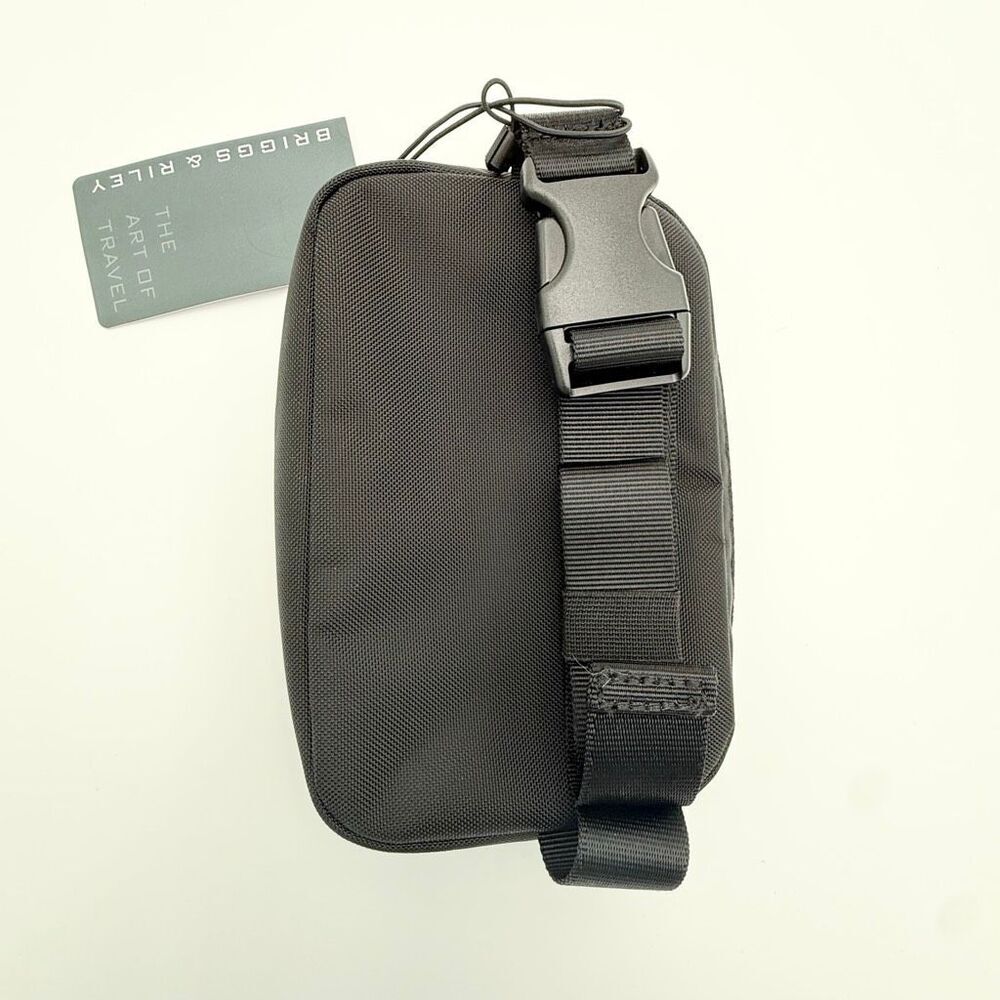 Briggs & Riley Holiday Small Sling Bag - Black - Picture 2 of 6